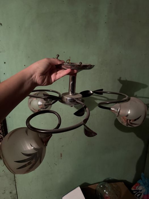 Люстры в хорошем состоянии