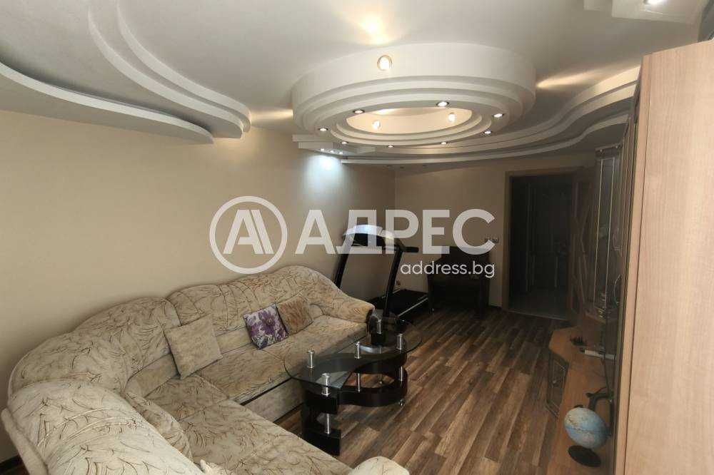 Продава се Тристаен апартамент в Разград, Орел - 76 кв.м за 1177 €/кв.м - Снимка #1