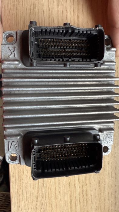 8973258946 meriva minivan 1.7 unitate