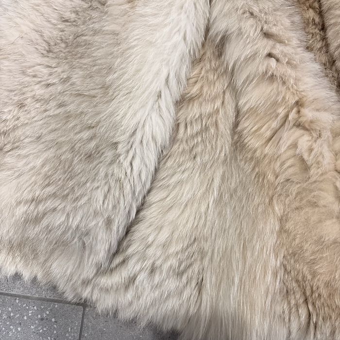 Haina blana naturala vulpe aurie