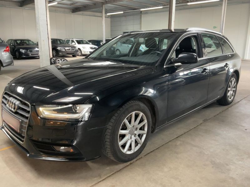 Audi A4 2.0 TDI ultra Attraction 2015
