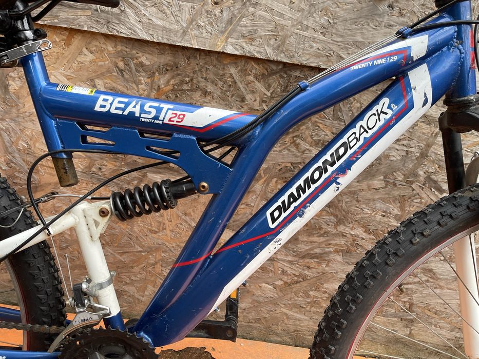 Bicicleta diamondback roti 29” cu suspensii