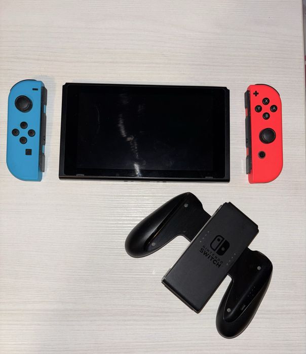 vând nintendo switch