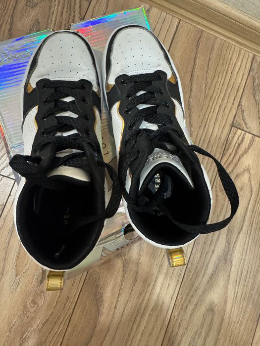 Маратонки за момиче Skechers, 36 номер