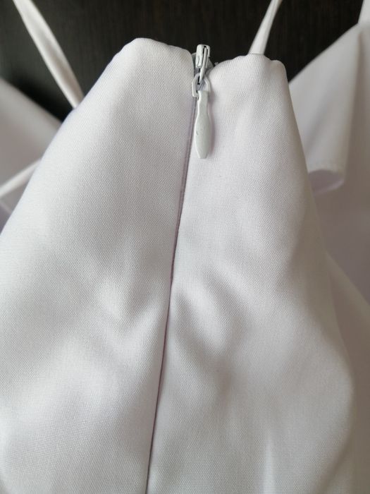 Белое летнее платье