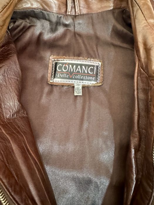 Продам кожаную куртку