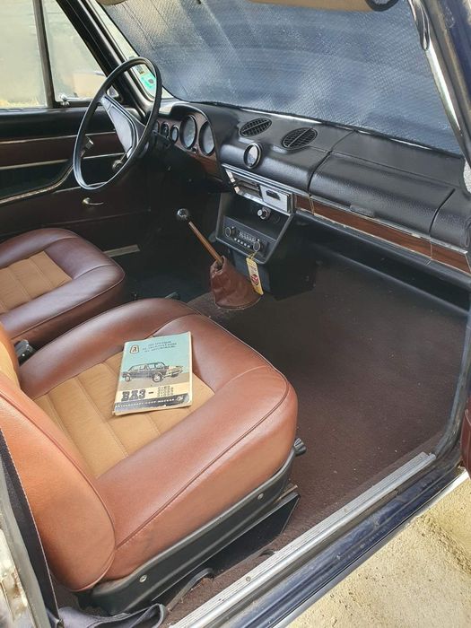 Продавам Лада 2103-1500