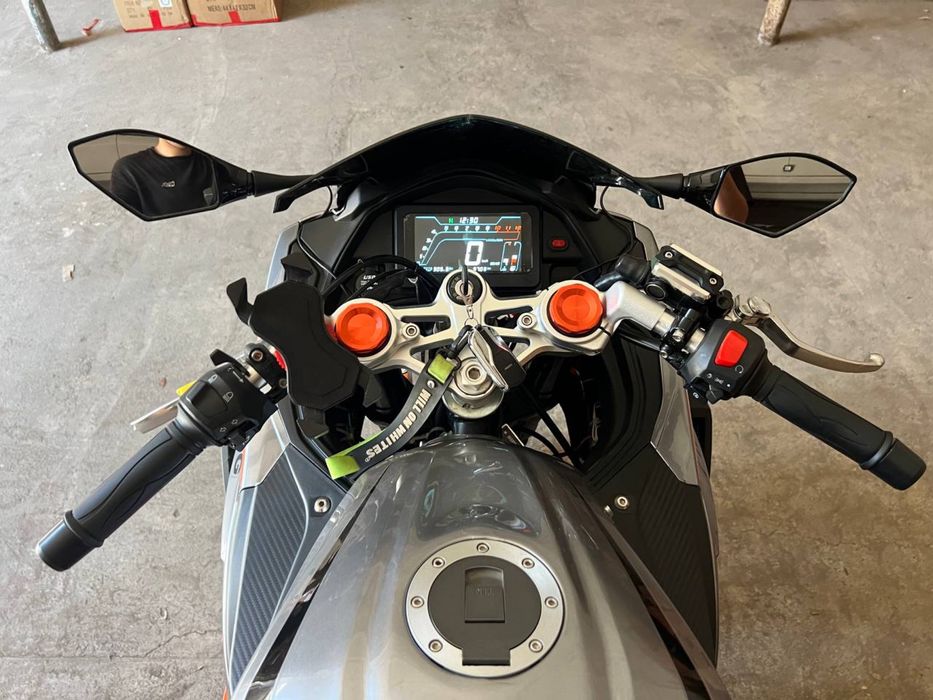 Fire fang 400cc 1800$