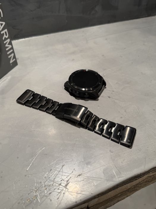 КАТО НОВ Garmin Fenix 8 Pro 51 mm + titanium bracelet