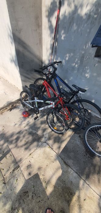 Vând 2 biciclete copii