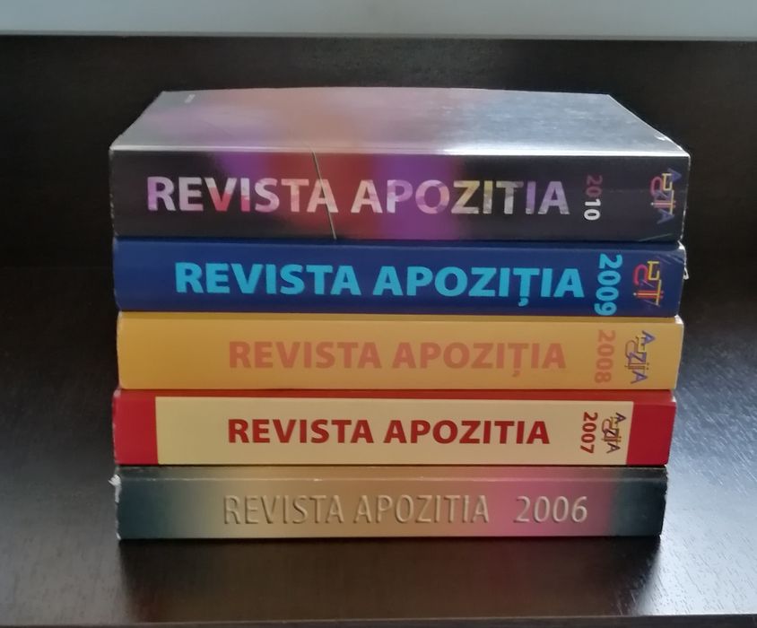 Vând cărți folosite și noi