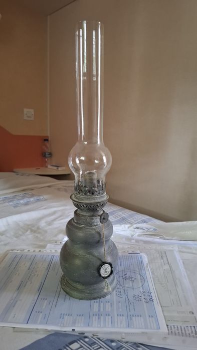 Красива газена лампа