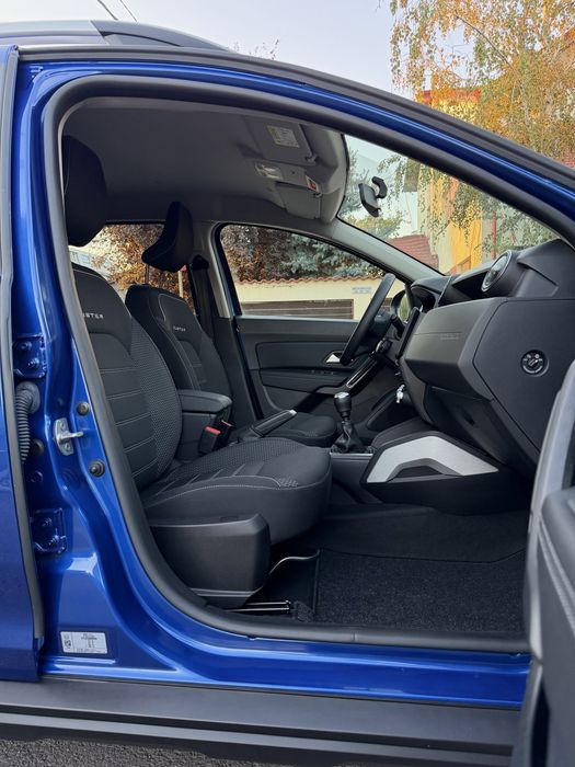 Dacia Duster PRESTIGE 2023 1.0 Eco-G 100 CP cu doar 26.000 KM PRIMUL PROPRIETAR IMPECABILA