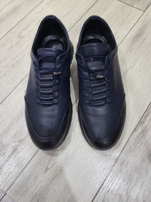 Кроссовки мужские