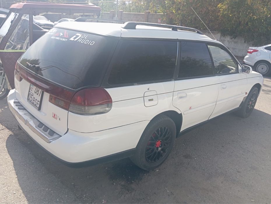 продам машину субару