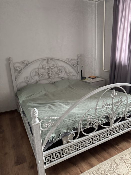 Кровать кованный