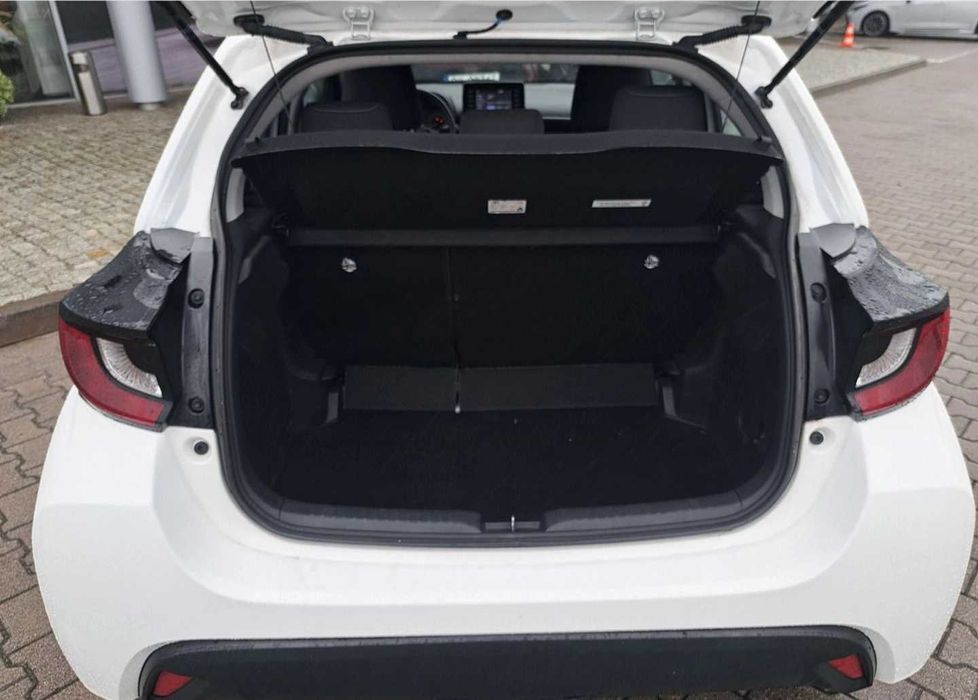 Toyota Yaris 2022 ,1.5L benzina , 23.360 km,in garantie Toyota