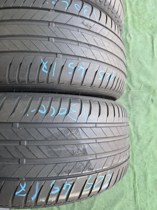 225 45 17 vara bridgestone
