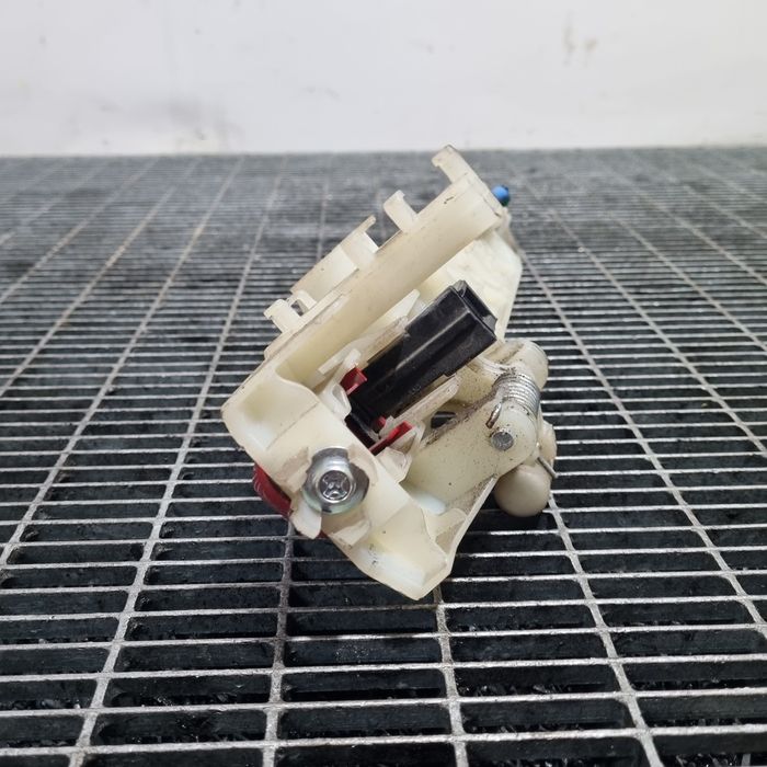 Maner Exterior Usa Stanga Fata SsangYong Tivoli 2015 - 2019 SUV 4 Usi Flaming Red Pear RAM (1290) Garantie