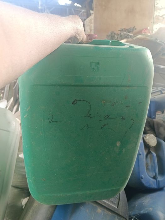 Продам бочки 30 литров 25 литров б/у