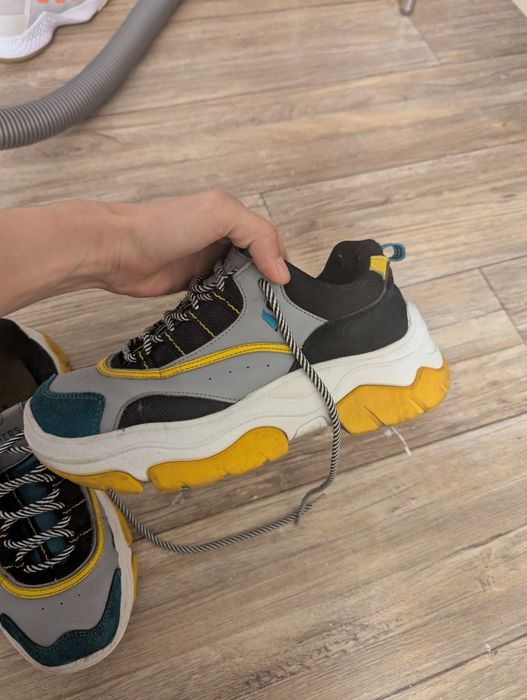 Кроссовки 38 размера