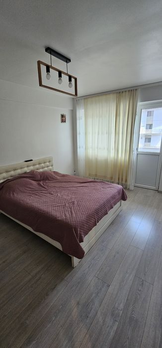 Apartament 3 camere de inchiriat
