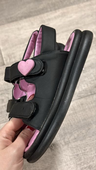 Сандали для девочки 2000тг