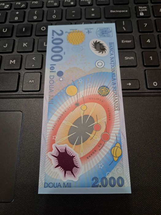 Bancnota 2000 lei eclipsa seria A001
