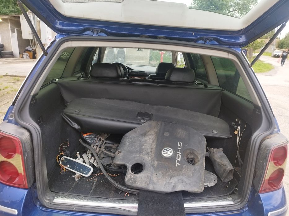 Продавам Пасат Б 5.5  1.9 131 На части