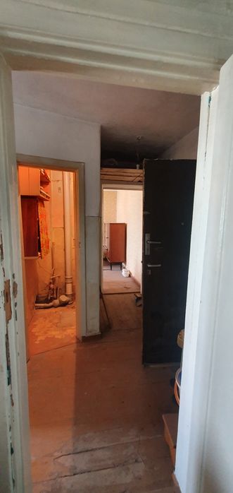 Продам 2х комн квартиру