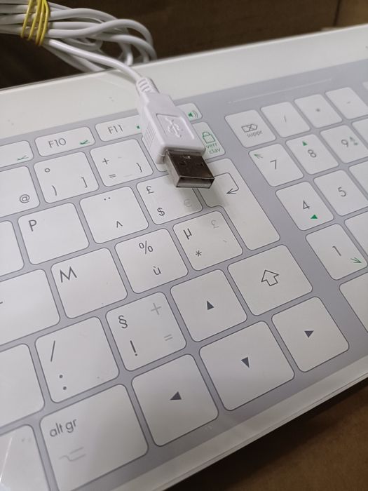 Tastatură medicinală igienică  Tactys slim 811 FR cu ecran tactil extra plat