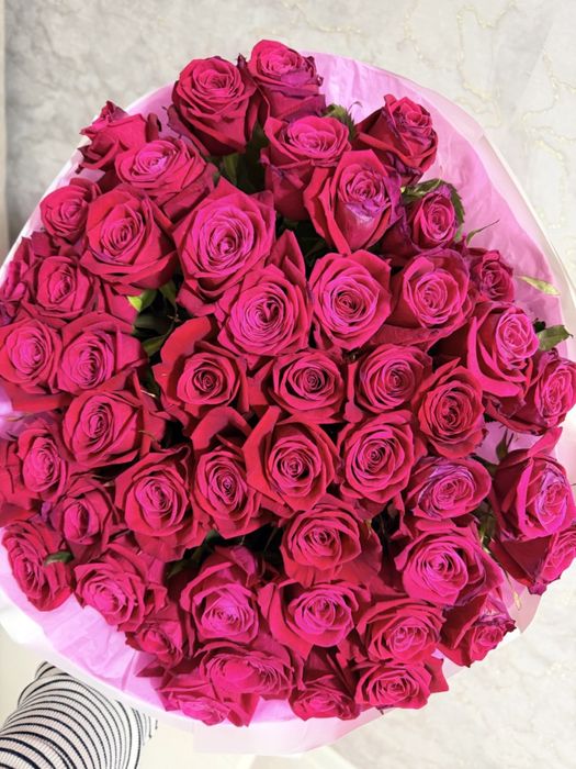 Букет 51 роза свежий