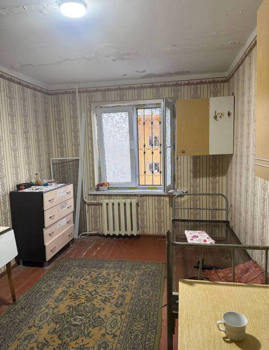 Продается 1 комнатная квартира Юнусабад