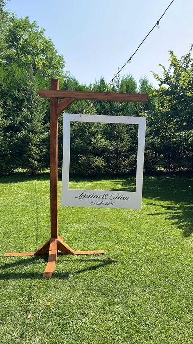 Decor din lemn pentru evenimente