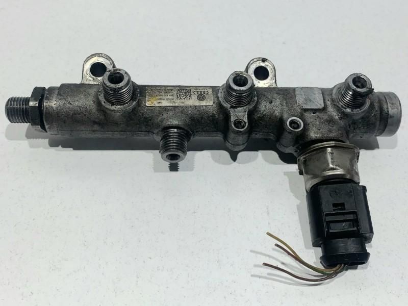 Rampa injectoare stanga Audi Q5 8R 059130089BT 3.0 tdi Crc