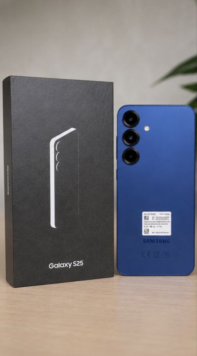 Samsung Galaxy S25 (256гб) Новый