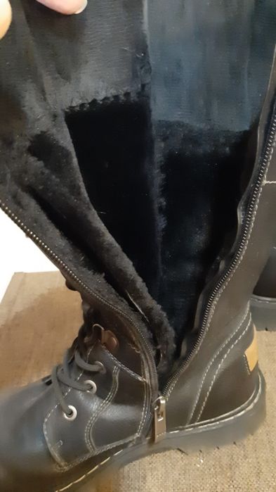 Продам ботинки весна/ осень