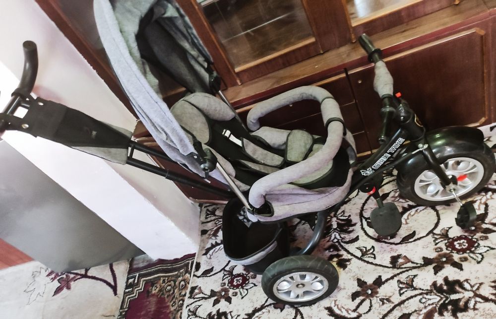 Велокаляска сотилади.Холати яхши