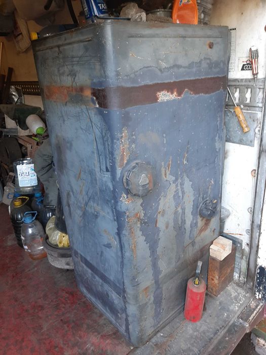 Запчасти на Мерседес 5 тонник