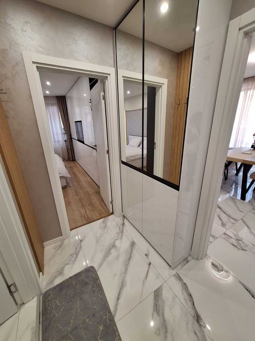 Продава се Двустаен апартамент в Пловдив, Център - 70 кв.м за 2250 €/кв.м - Снимка #6