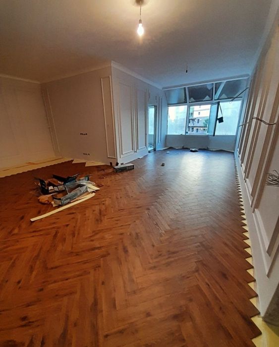 Качественная укладка ламината и кварцвинила  любой сложности