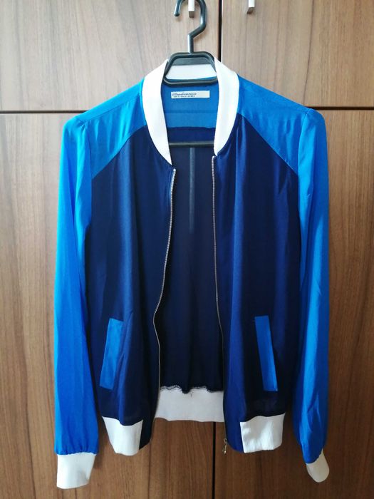 Jacheta Stradivarius dama masura S sport blue cu alb transparenta