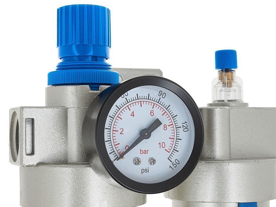 Filtru de aer cu separator de apa si lubrifiere si regulator de presiu