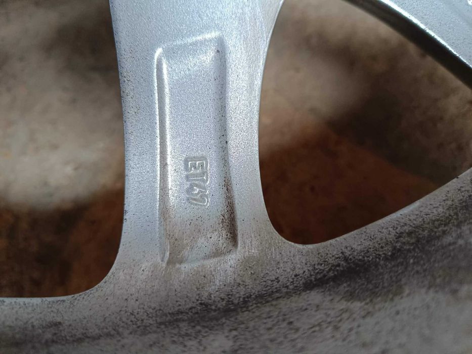 Гуми с джанти 225/40 ZR 18 92 Y 5x110