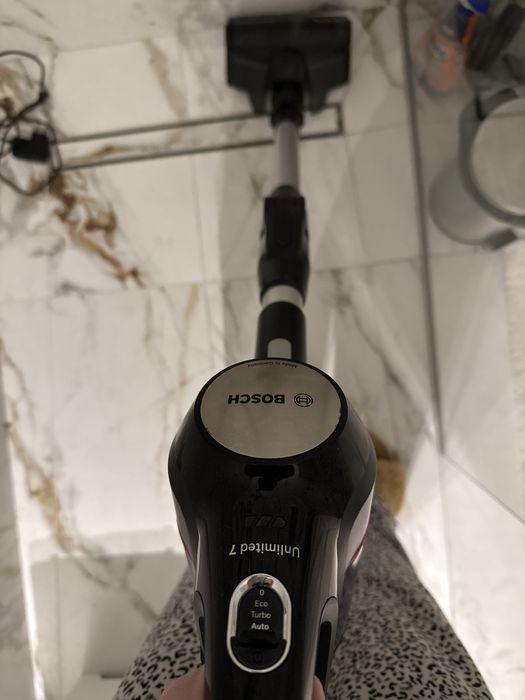 Bosch Unlimited 7 aspirator