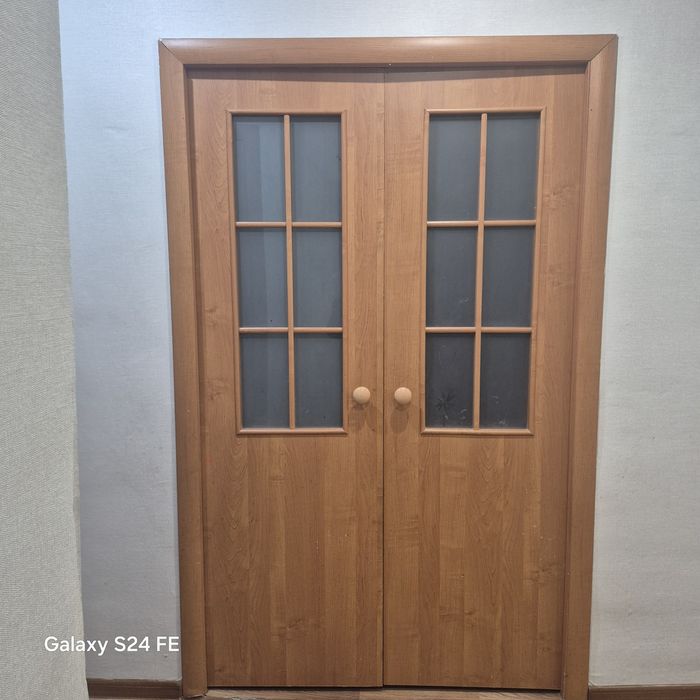Продам межкомнатные дверь