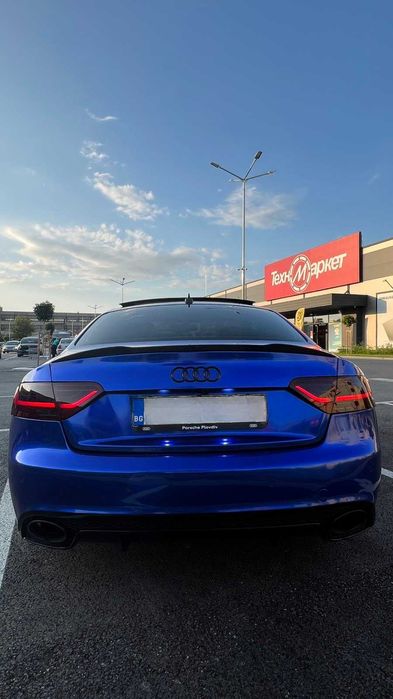 Ауди А5 2009 година