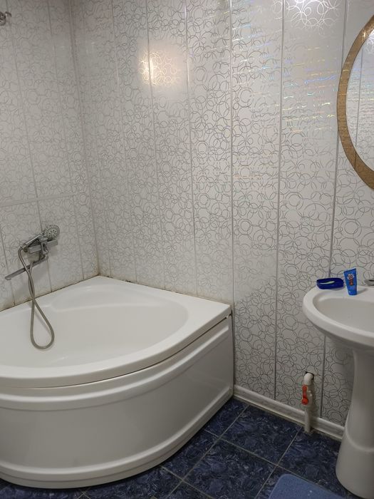 Жай сатилади. Нукус шахри А.Шамуратова кўчаси  70 -жай.