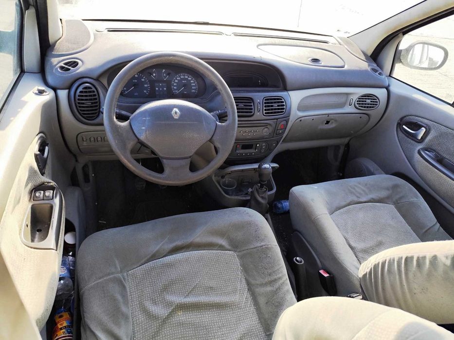 Renault Megane 1.9dci - 102к.с - 2002г. на части