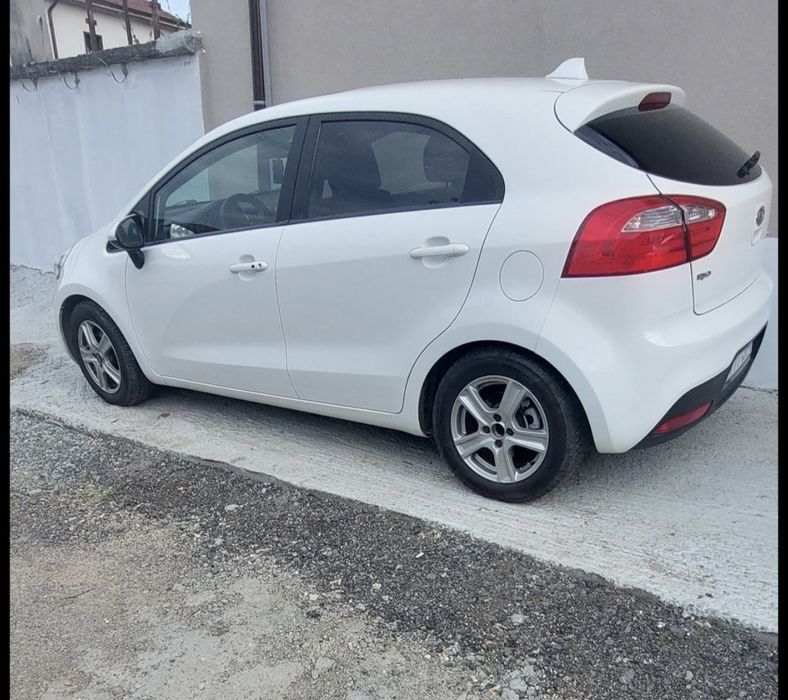 КИЯ РИО 1.4 CRDI 90 к.с 2013г.с